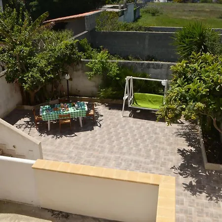 Casa Nixie Con Spazio All'aperto E Clima-pt32 Ferienhaus Torre dell'Orso