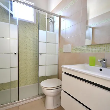 Hébergement de vacances Casa Nixie Con Spazio All'aperto E Clima-pt32 *